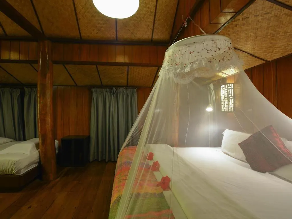 Malihom Private Estate Villa Balik Pulau 0*,